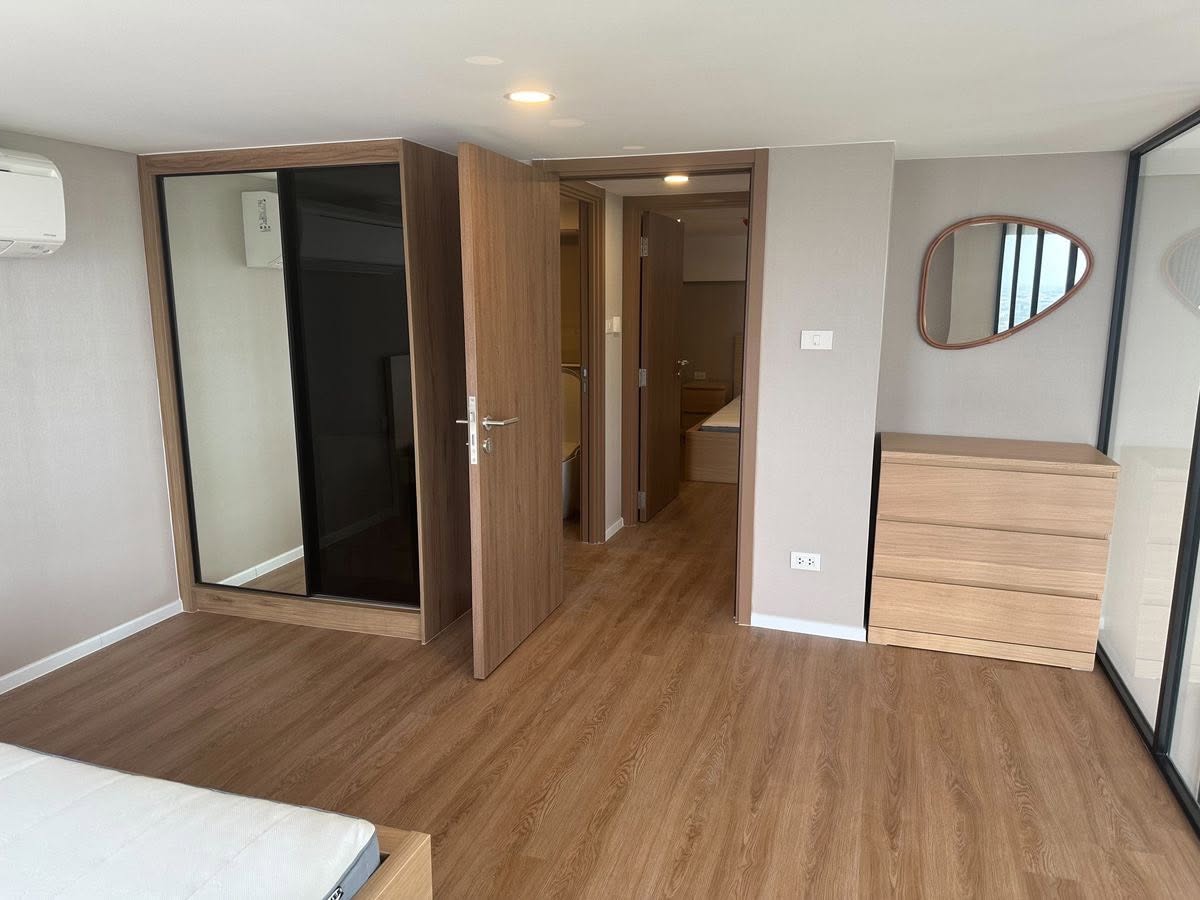 Three Bedroom Condo For Rent