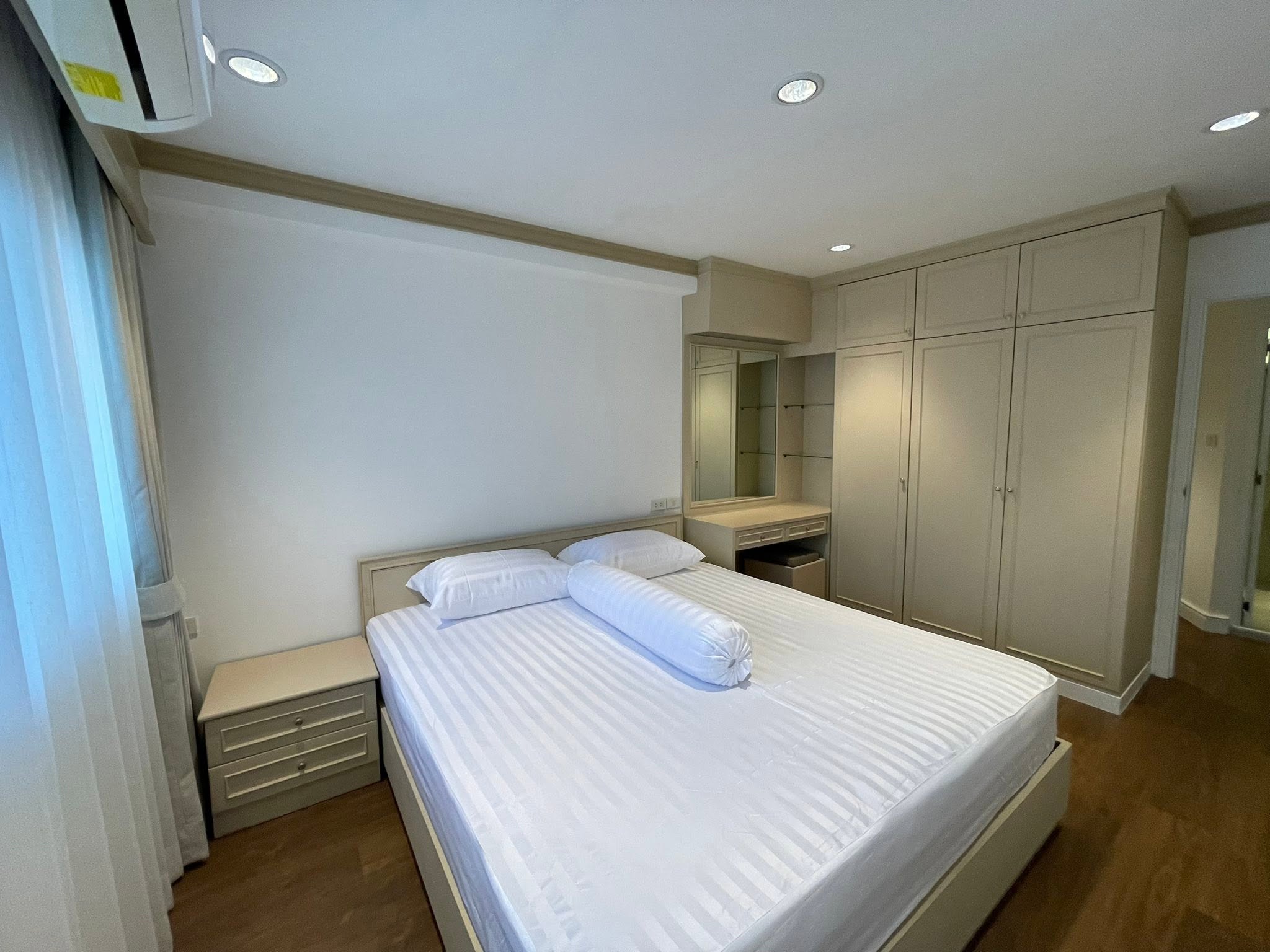 Duplex Two Bedroom Condo For Rent