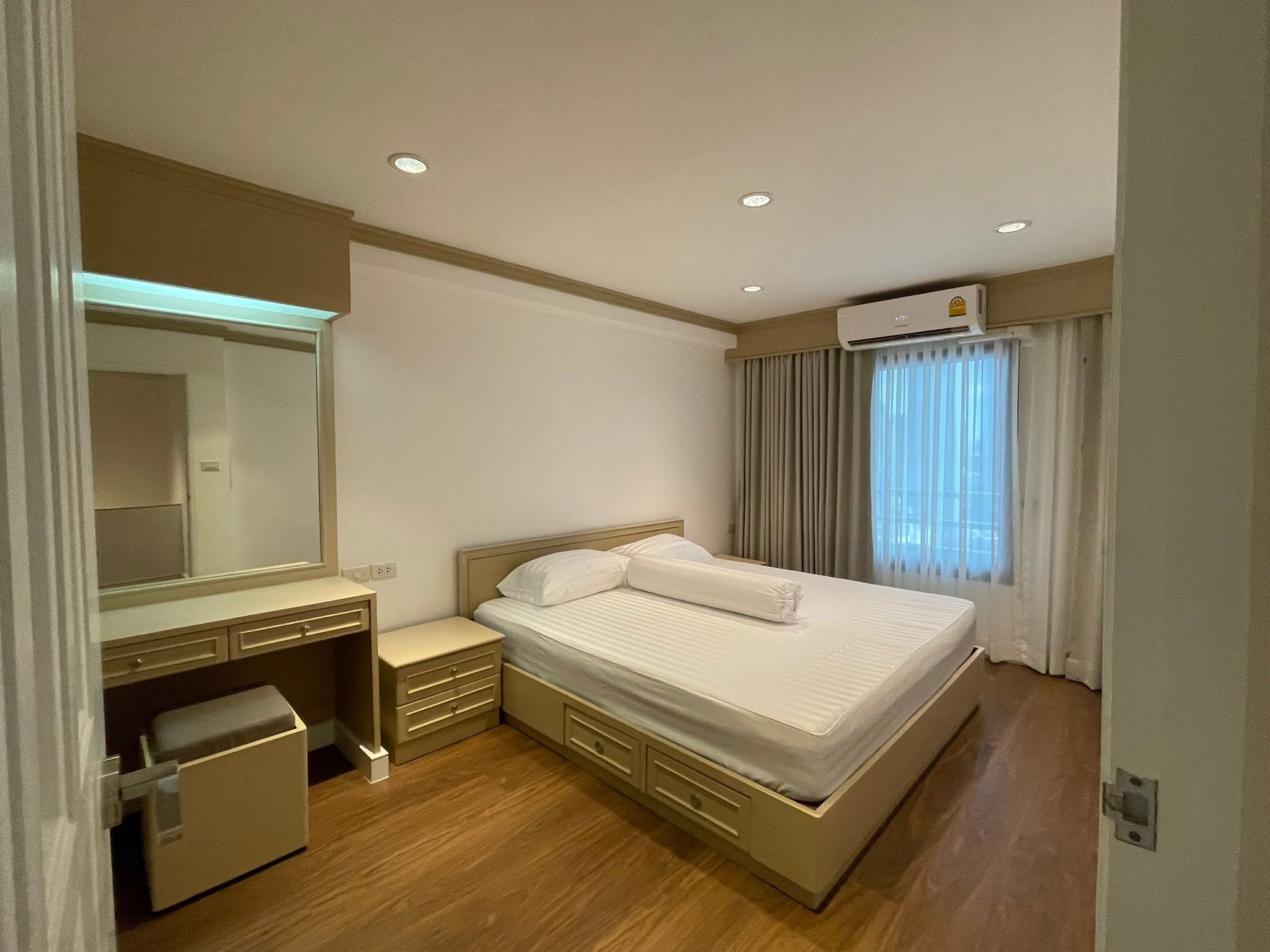 Duplex Two Bedroom Condo For Rent