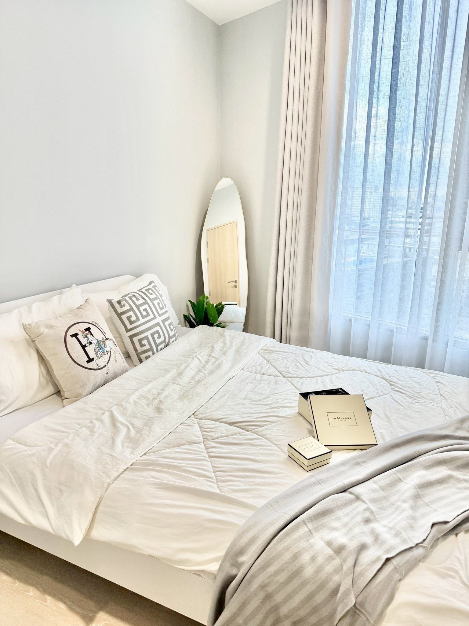 Two Bedroom Condo For Rent