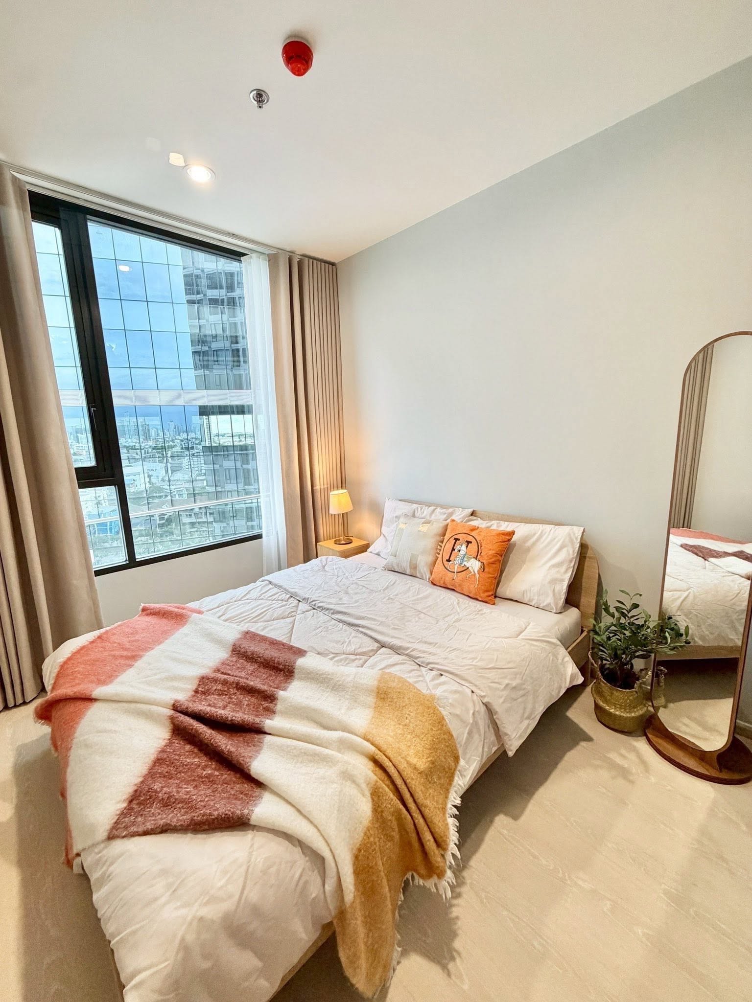 Two Bedroom Condo For Rent