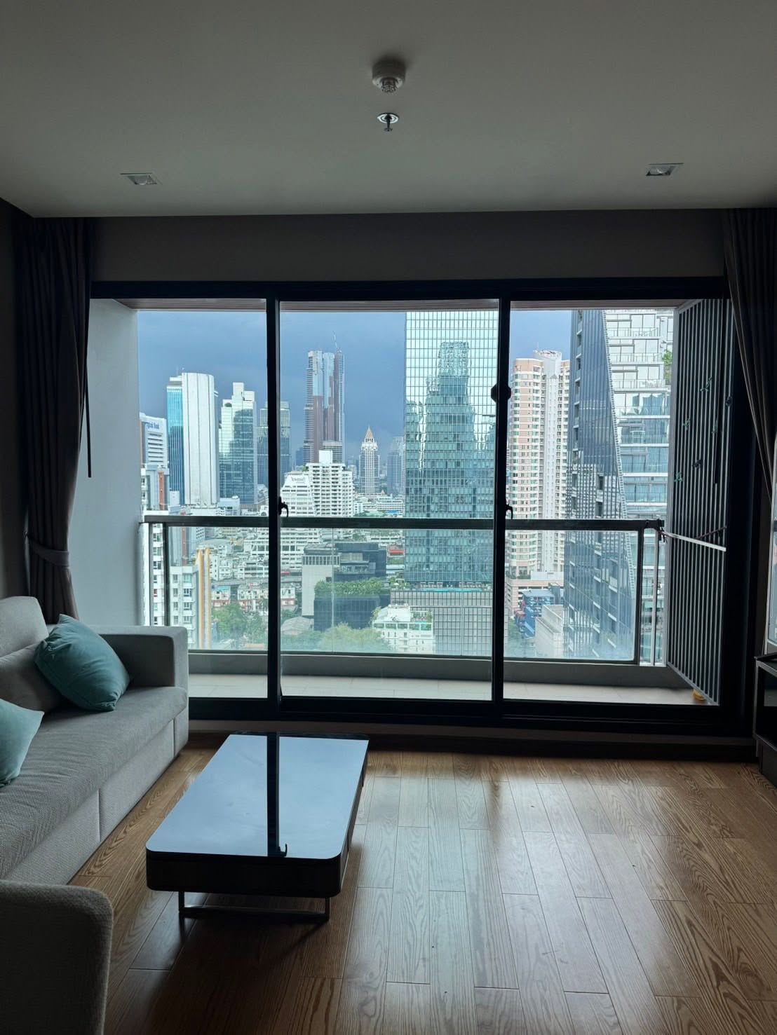 One Bedroom Condo For Rent