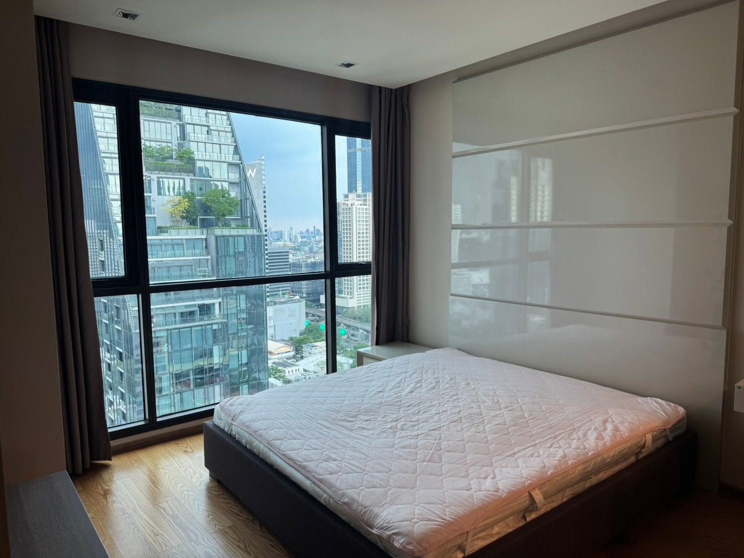 One Bedroom Condo For Rent