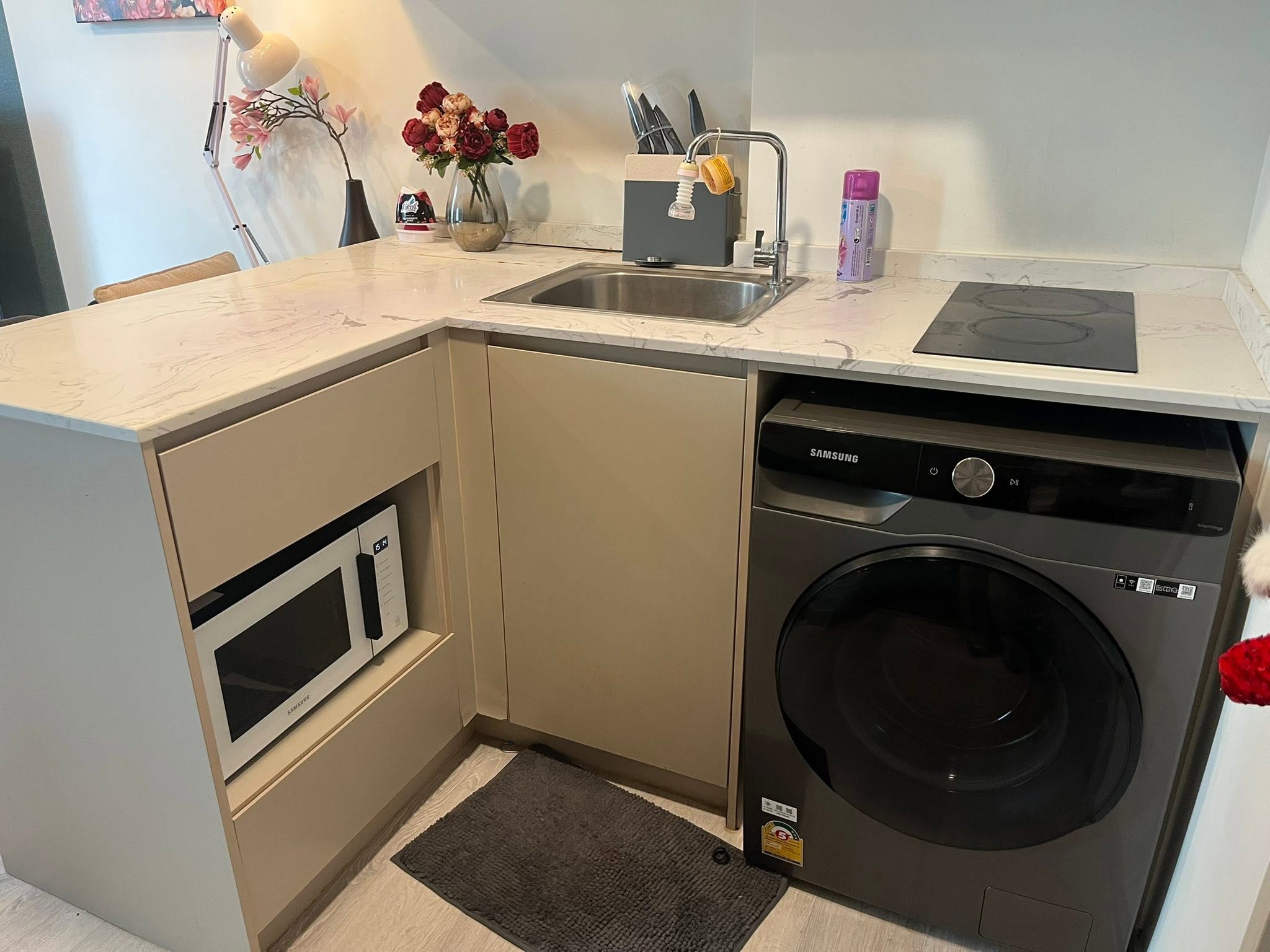 One Bedroom Condo For Rent