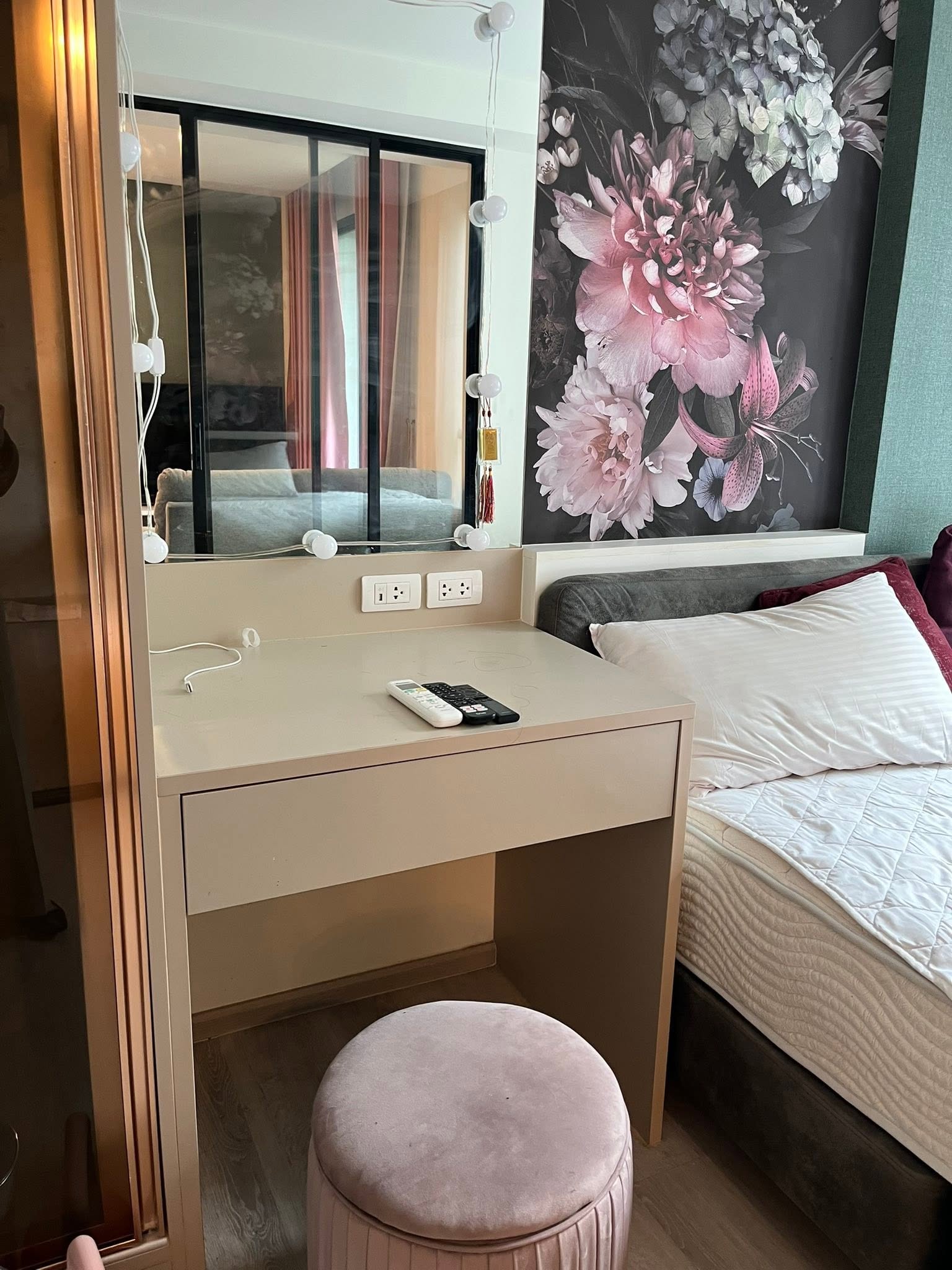 One Bedroom Condo For Rent