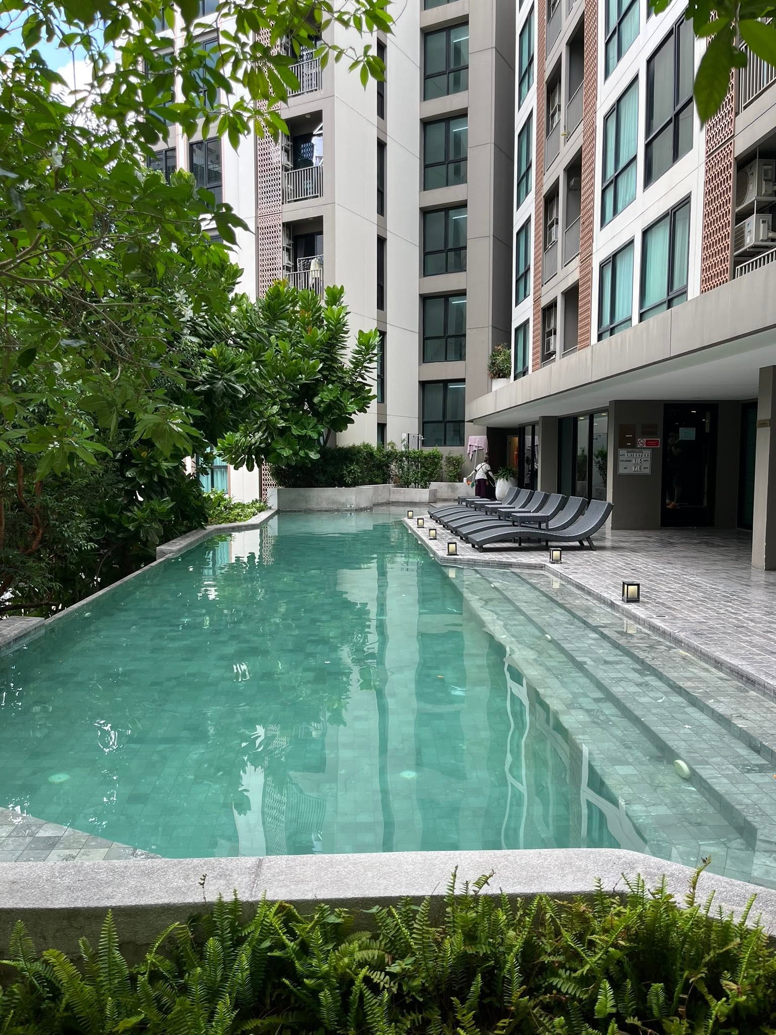 One Bedroom Condo For Rent