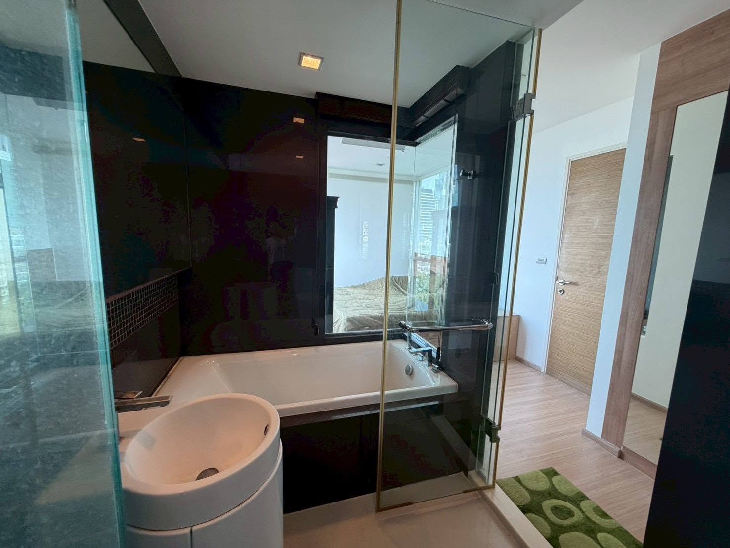 Two Bedroom Condo For Rent
