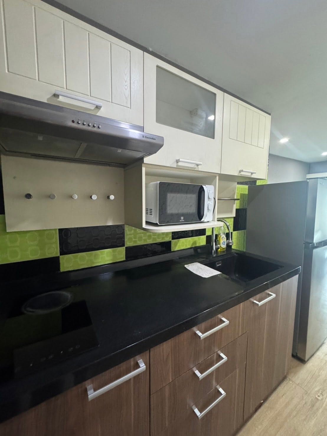 One Bedroom Condo For Rent