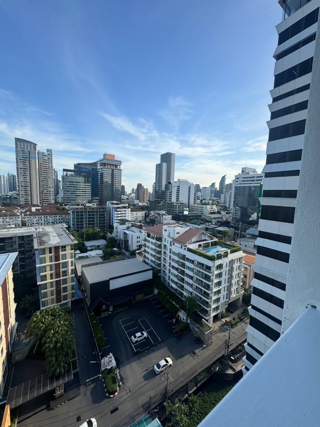 One Bedroom Condo For Rent