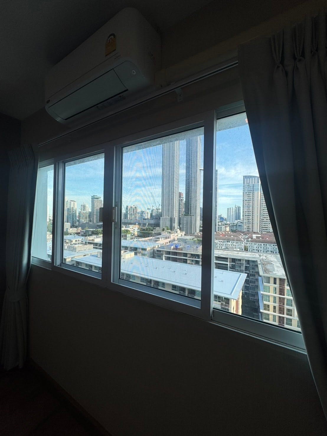 One Bedroom Condo For Rent