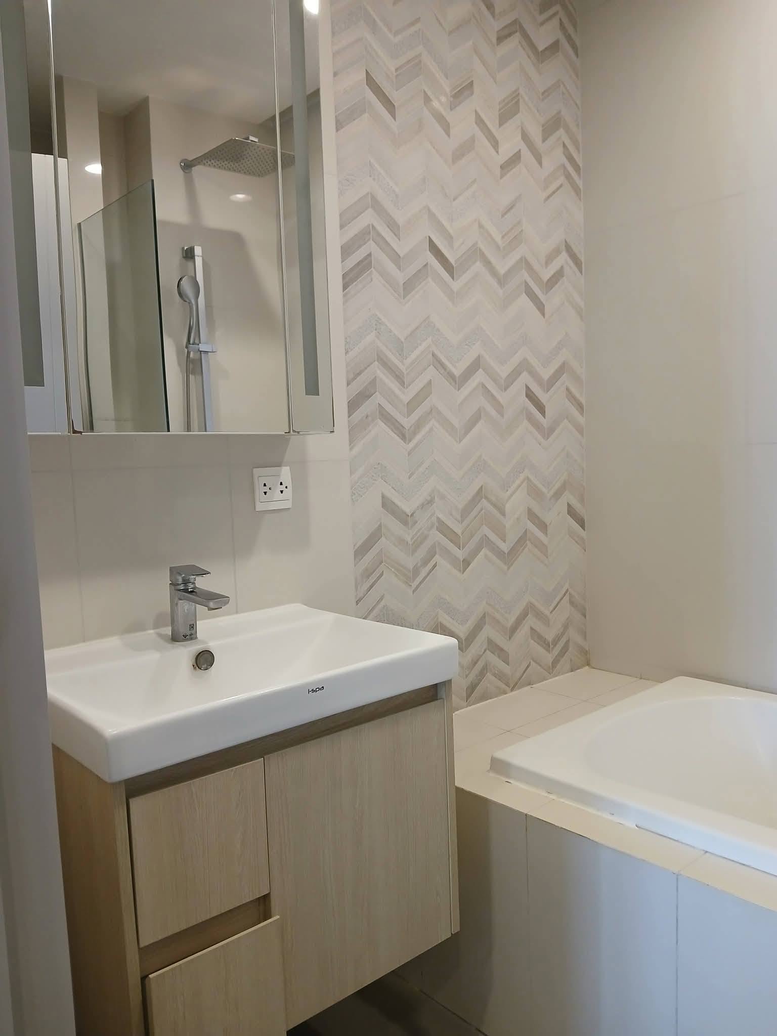 One Bedroom Condo For Rent