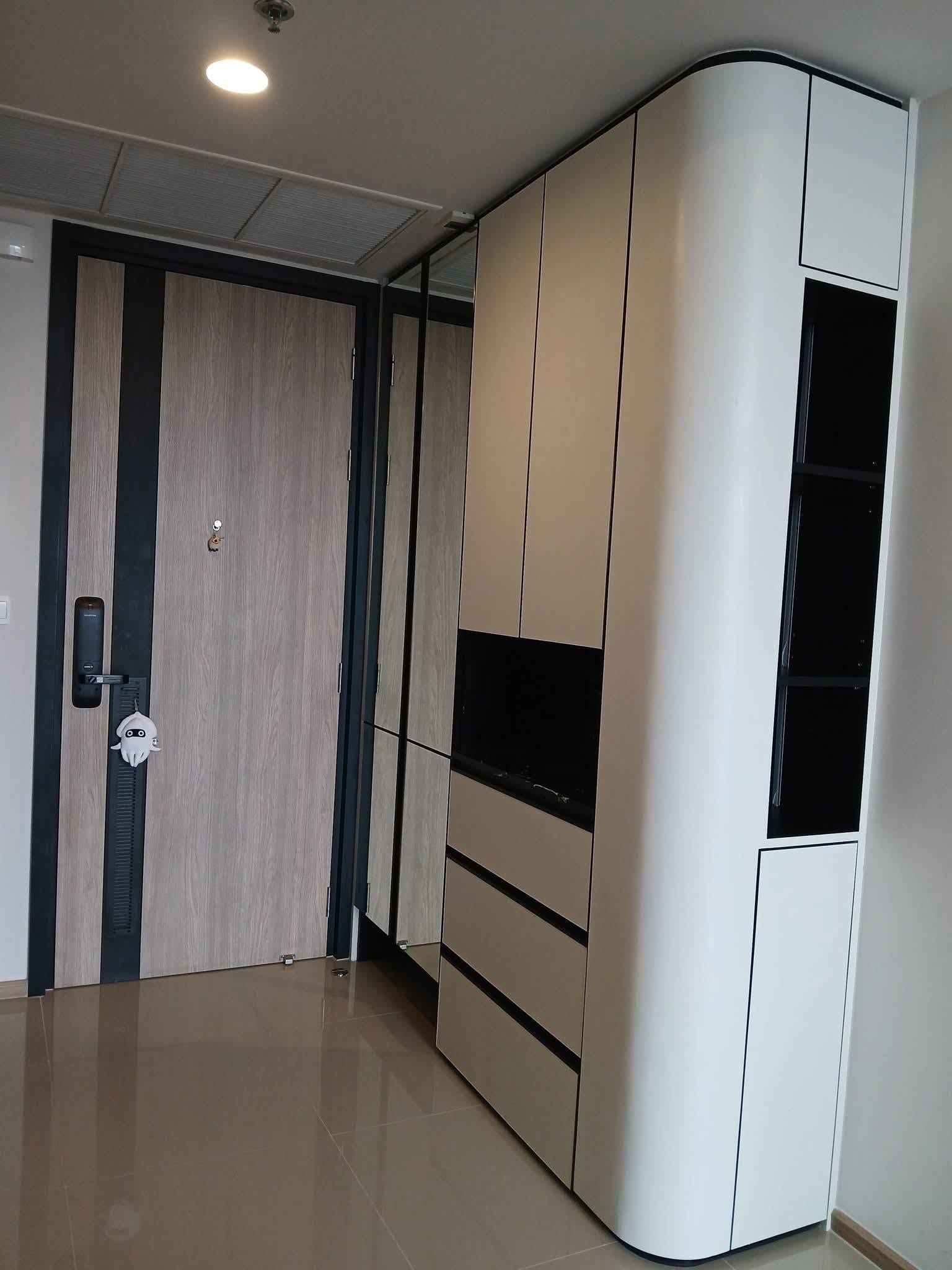 One Bedroom Condo For Rent