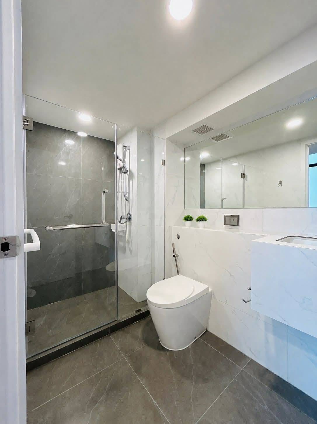 Duplex Two Bedroom Condo For Rent