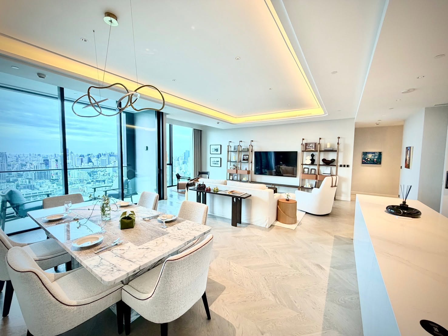 Three Bedroom Condo For Rent