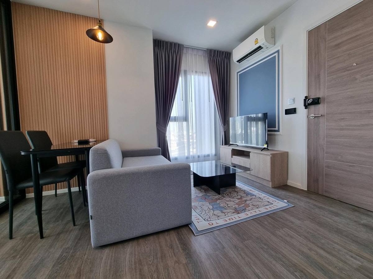 Two Bedroom Condo For Rent