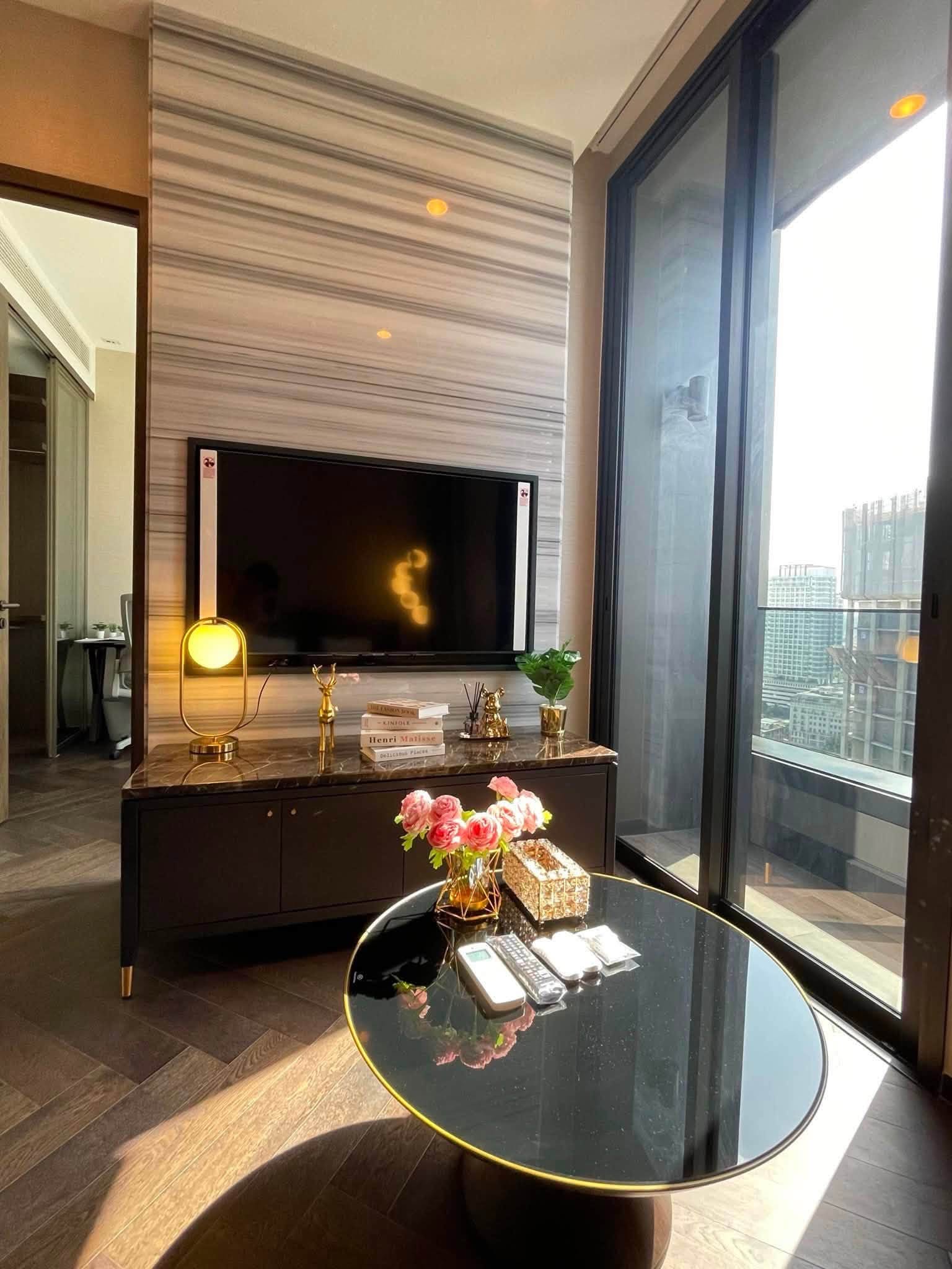 One Bedroom Condo For Rent