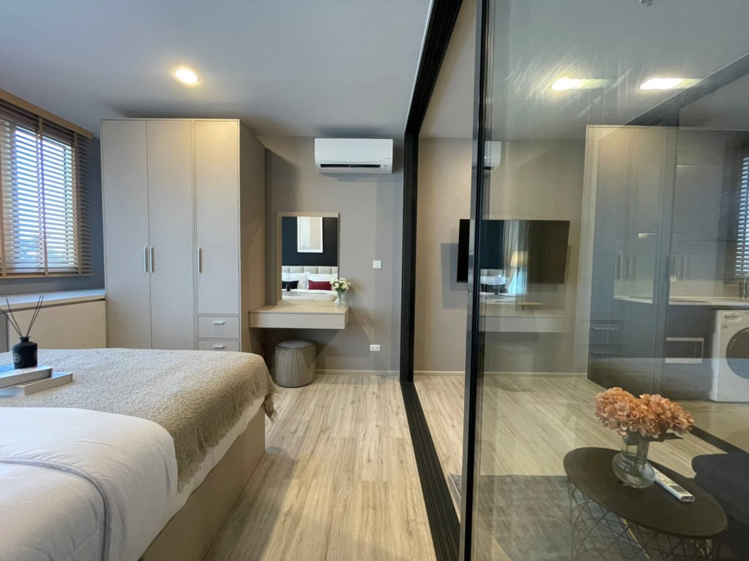 One Bedroom Condo For Rent