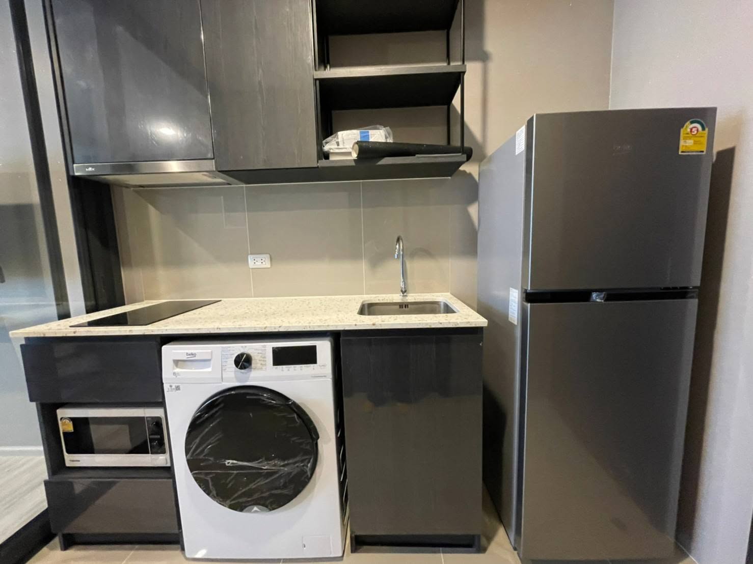 One Bedroom Condo For Rent