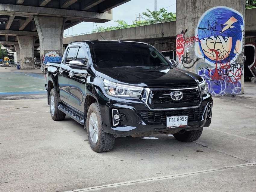 Toyota Hilux Revo 2.4 G Pre-Runner Double-Cab AT 2019