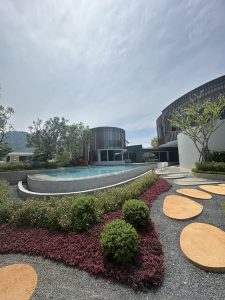 Detached House For Rent