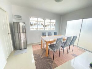Detached House For Rent
