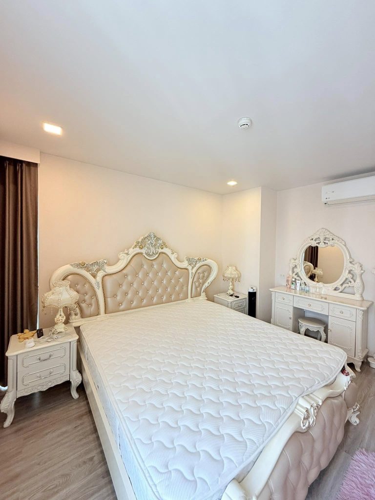 Two Bed Room Condo For Rent