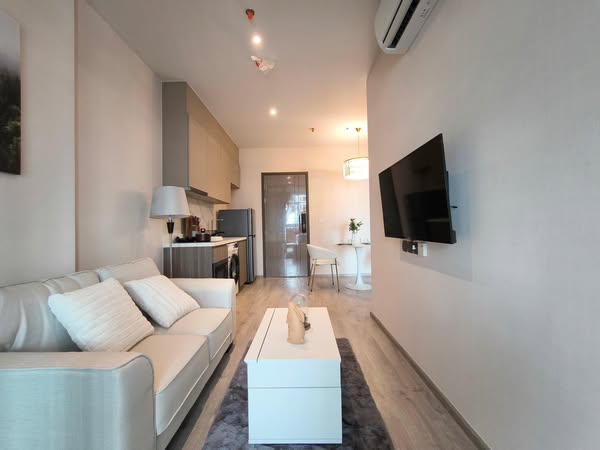 One Bedroom Condo For Rent
