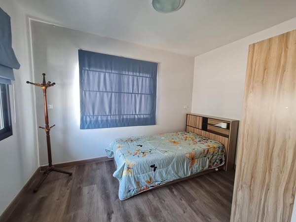 Detached House For Rent