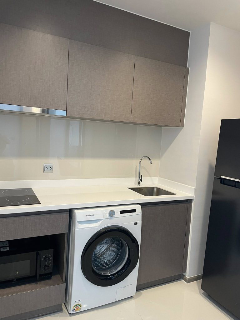 One Bedroom Condo For Rent