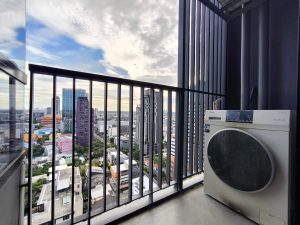 One Bedroom Condo For Rent