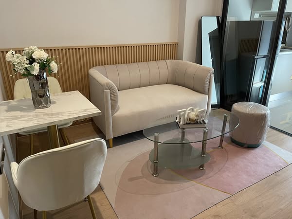 One Bedroom Condo For Rent