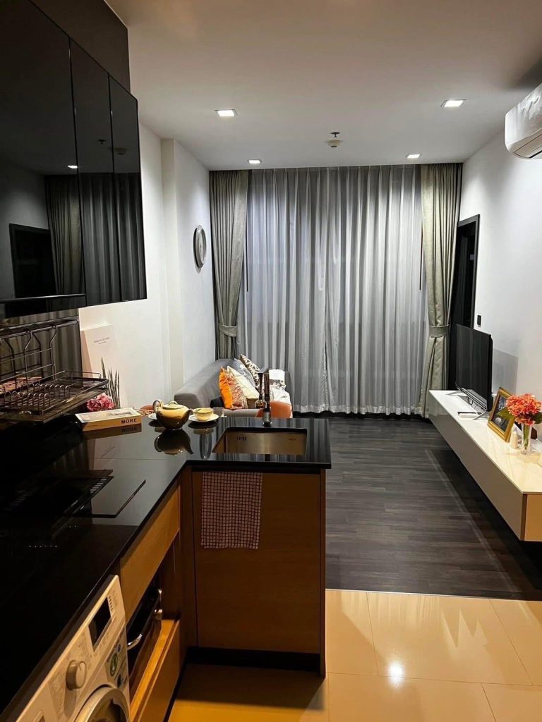 One Bedroom Condo For Rent