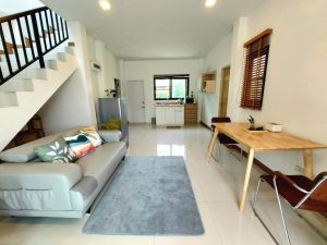 Detached House For Rent