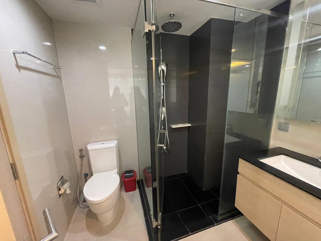 One Bedroom Condo For Rent