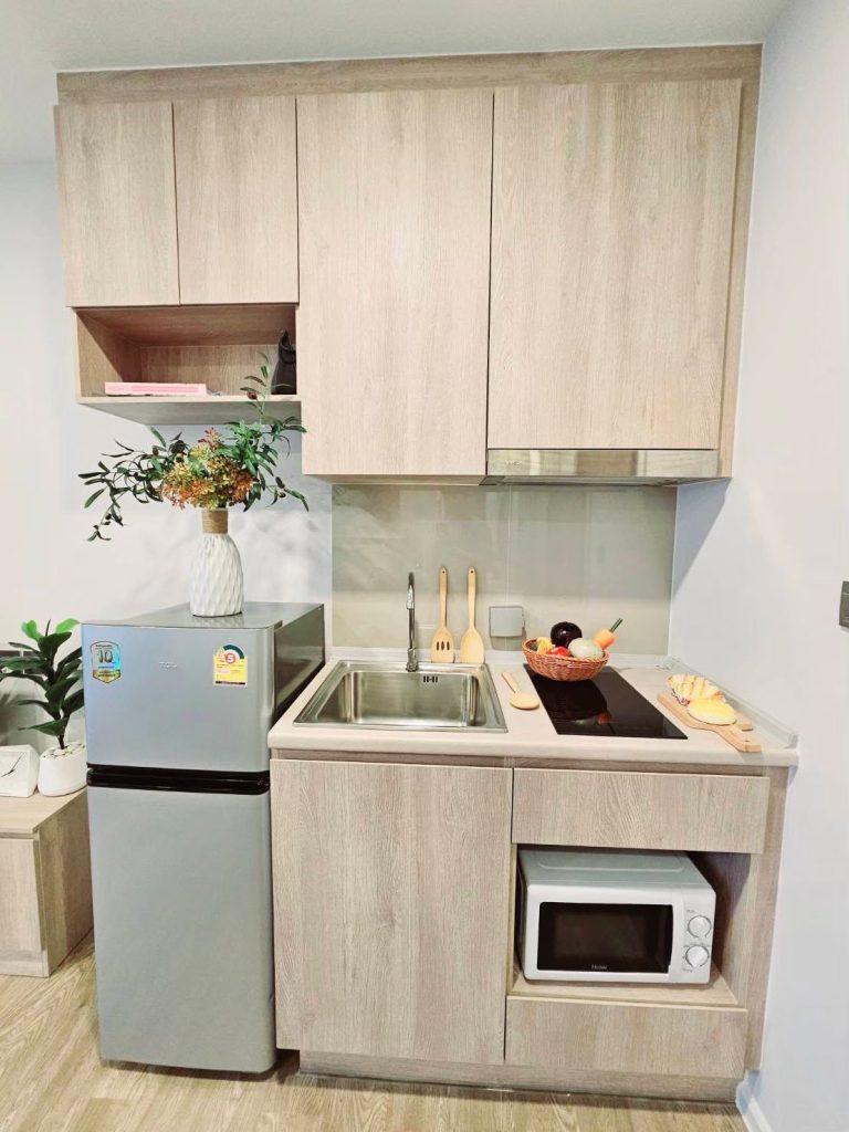 One Bedroom Condo For Rent