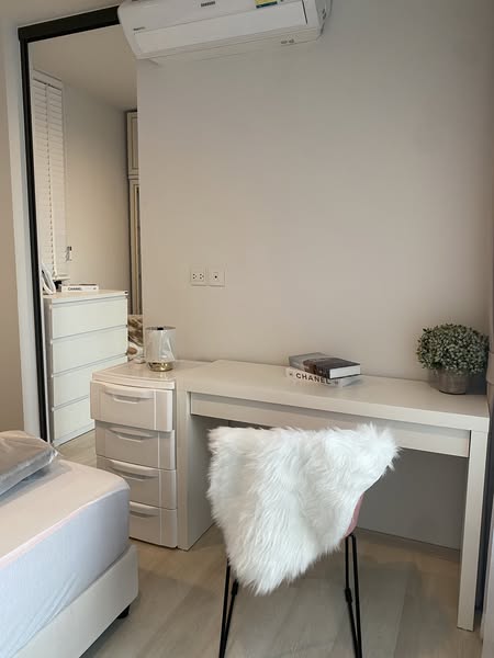 One Bedroom Condo For Rent