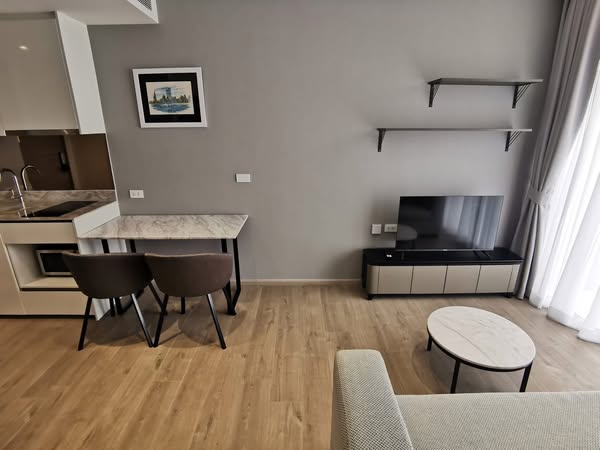 One Bedroom Condo For Rent