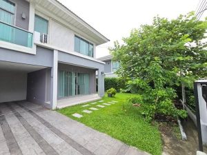 Detached House For Rent