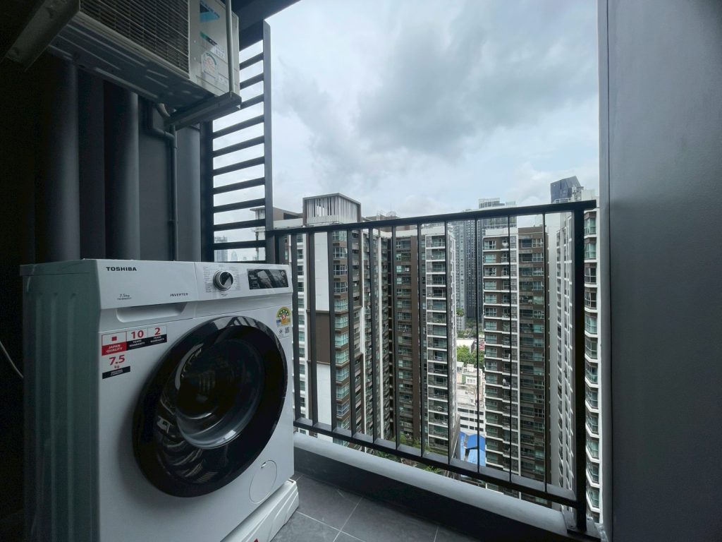 One Bedroom Condo For Rent