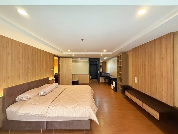 One Bedroom Condo For Rent