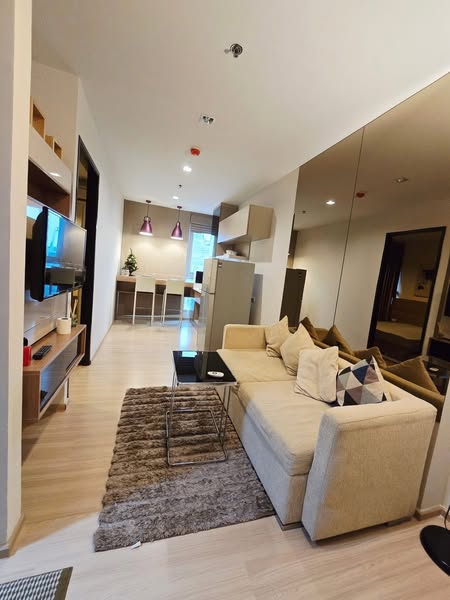 One Bedroom Condo For Rent