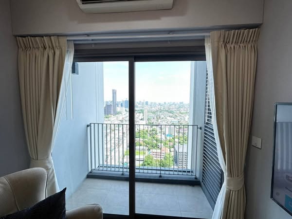 One Bedroom Condo For Rent