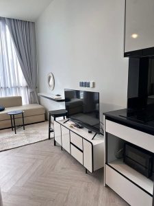 One Bedroom Condo For Rent