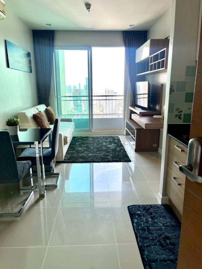 One Bedroom Condo For Rent