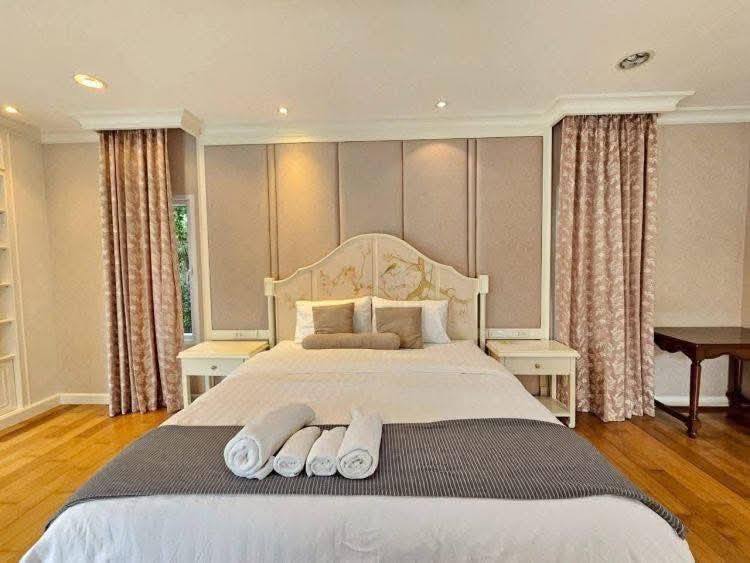 Pool Villa For Sale