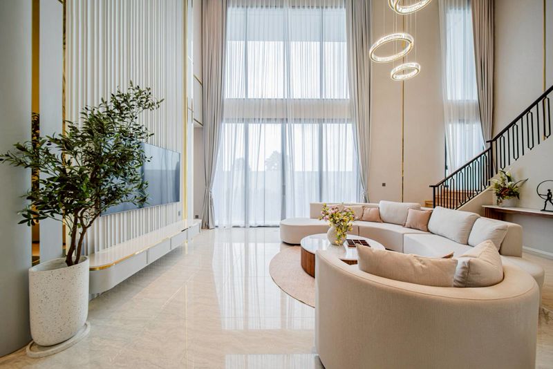 Luxury Pool Villa For Sale
