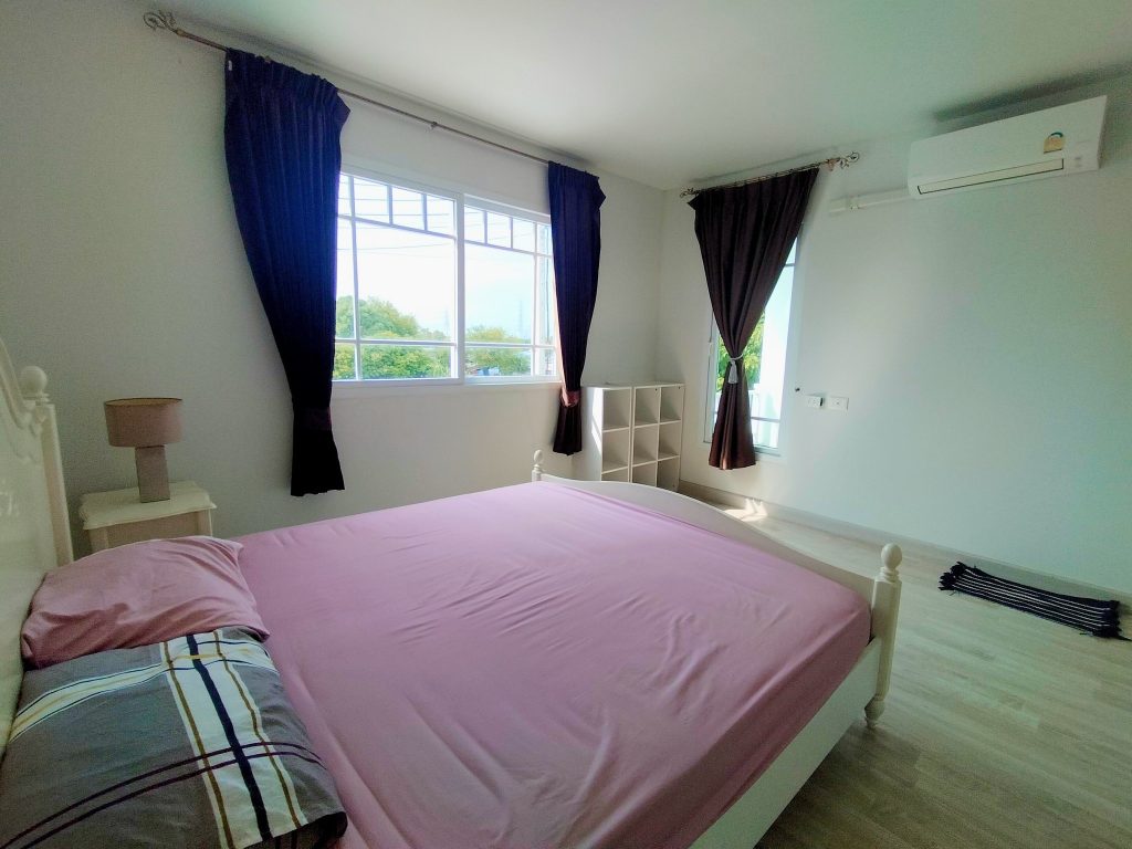 Townhouse For Rent
