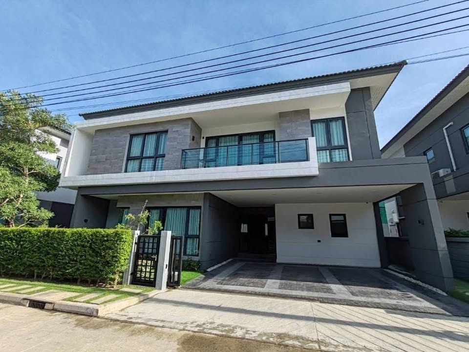 Detached House For Rent