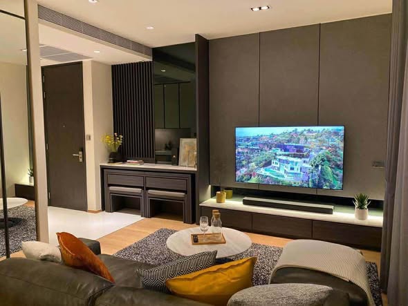 One Bedroom Condo For Rent