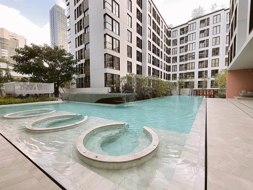 One Bedroom Condo For Rent